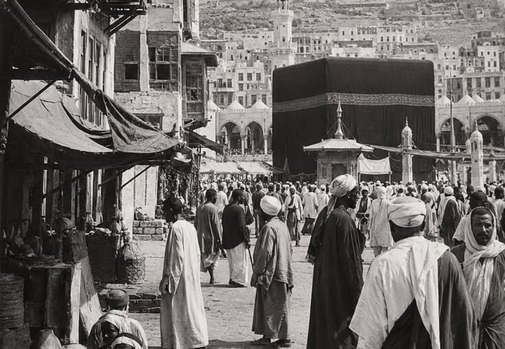 What Is Umrah in Islam? A Complete Guide of Umrah